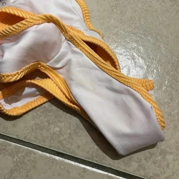 Cupshe Ribbed Bikini Bottom Size M - Picture 5 of 7